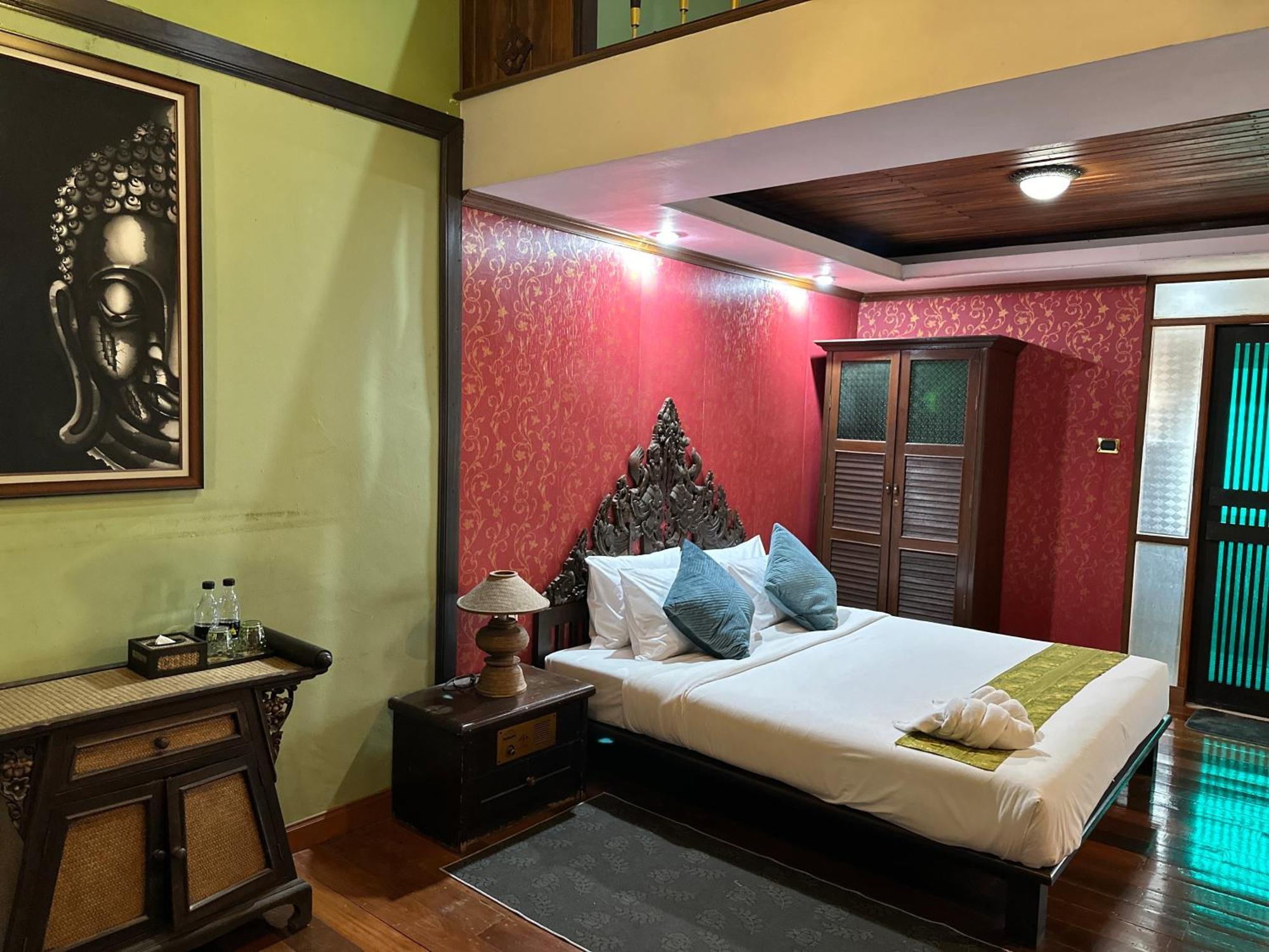 Tony'S Place Ayutthaya Exterior foto