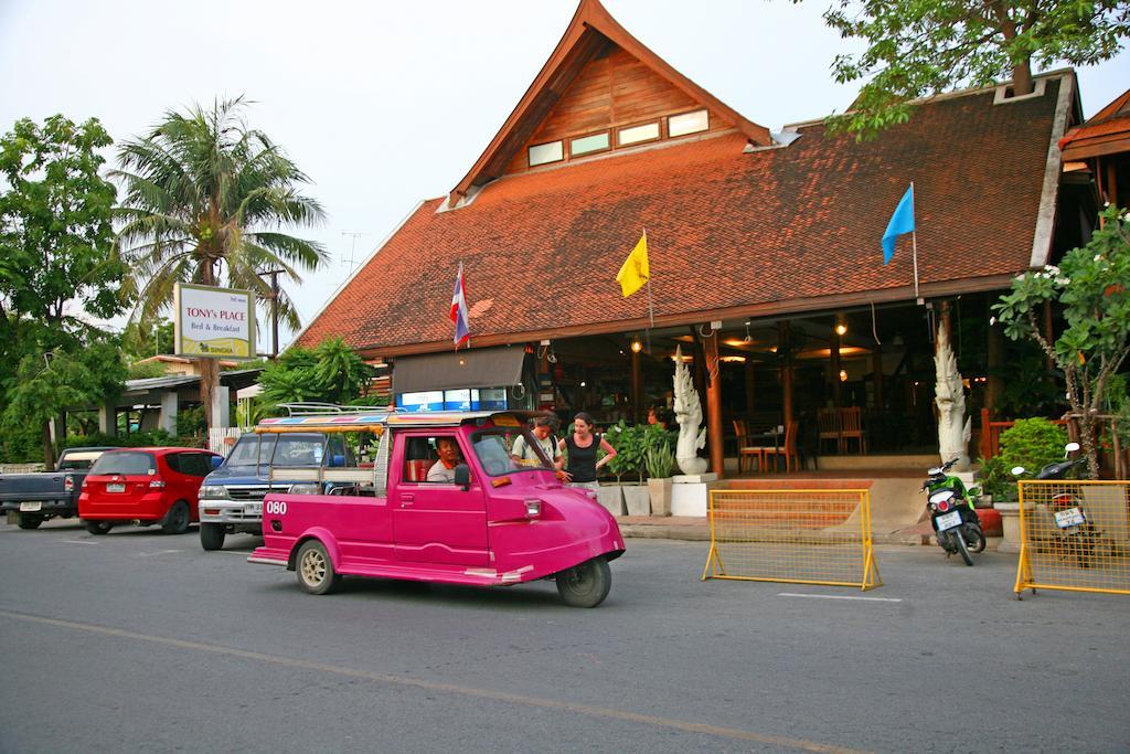 Tony'S Place Ayutthaya Exterior foto